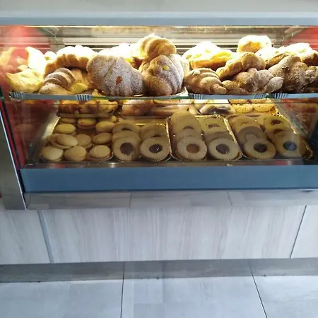 Pozzo Dei Desideri Oda ve Kahvaltı 4*