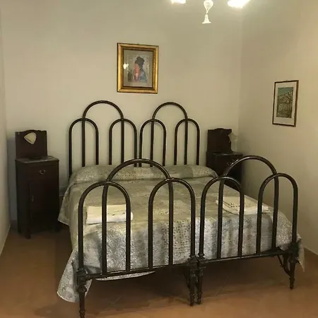 Pozzo Dei Desideri Couette-café